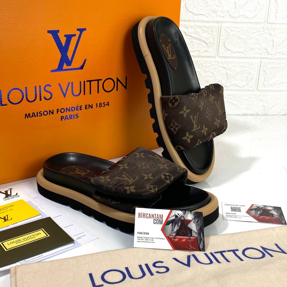 Louis Vuitton Terlik Louis Vuitton Terlik %20 İndirimli - Gardrops